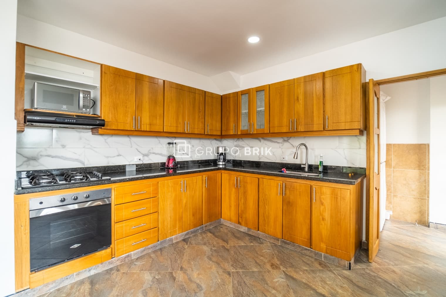 5-bed house for sale in Envigado: photo 8 of 39