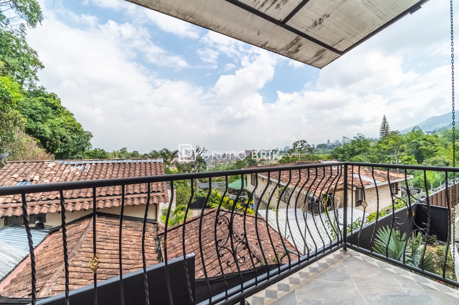 5-bed house for sale in Envigado: photo 10 of 39