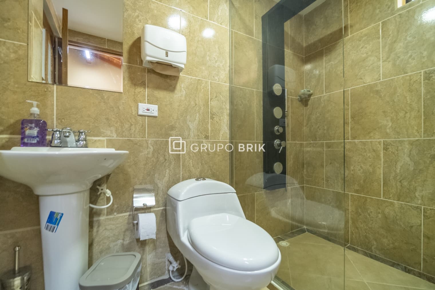 5-bed house for sale in Envigado: photo 15 of 39