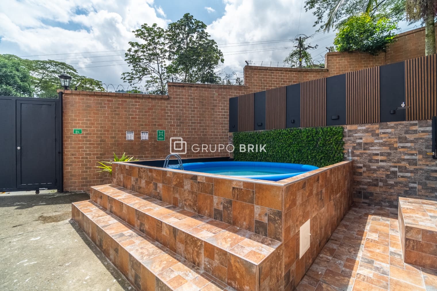 5-bed house for sale in Envigado: photo 36 of 39