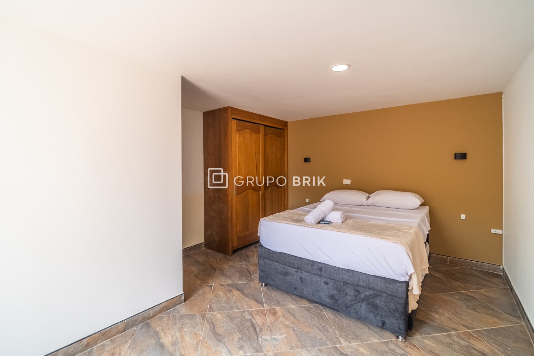 5-bed house for sale in Envigado: photo 38 of 39