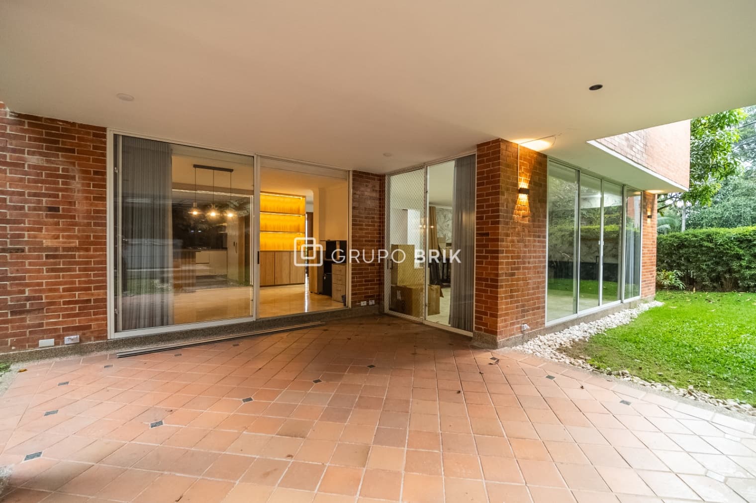Image 15 of 41