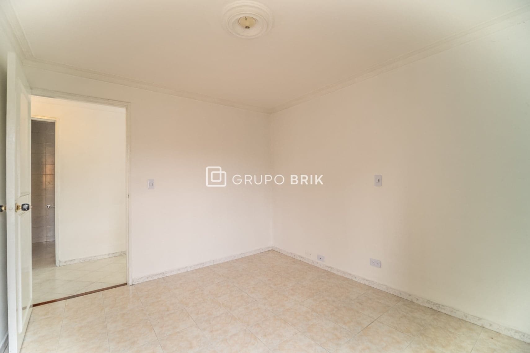 Image 11 of 17