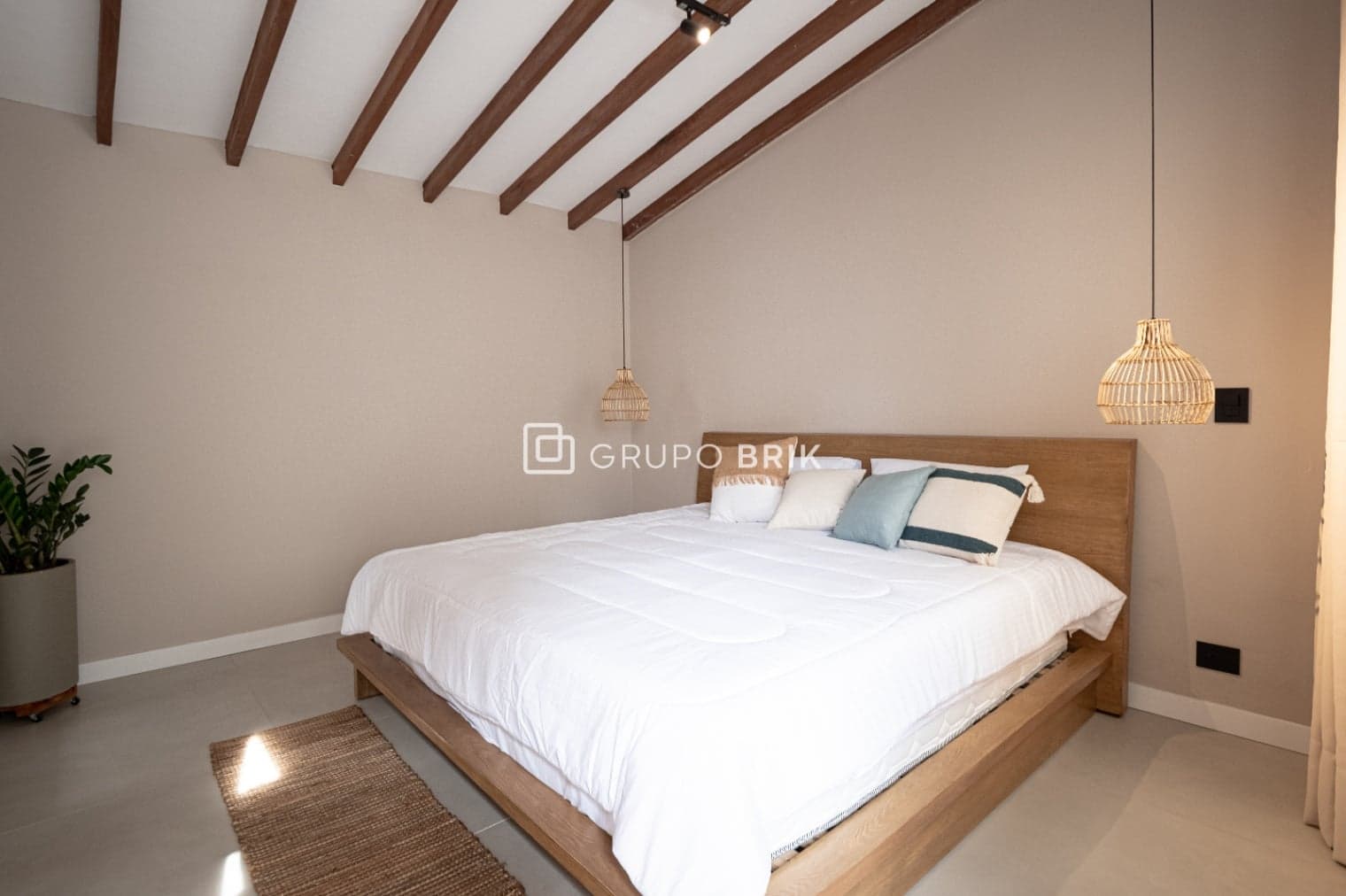 3-bed apartment for sale in Laureles Estadio, Medellín: photo 47 of 72