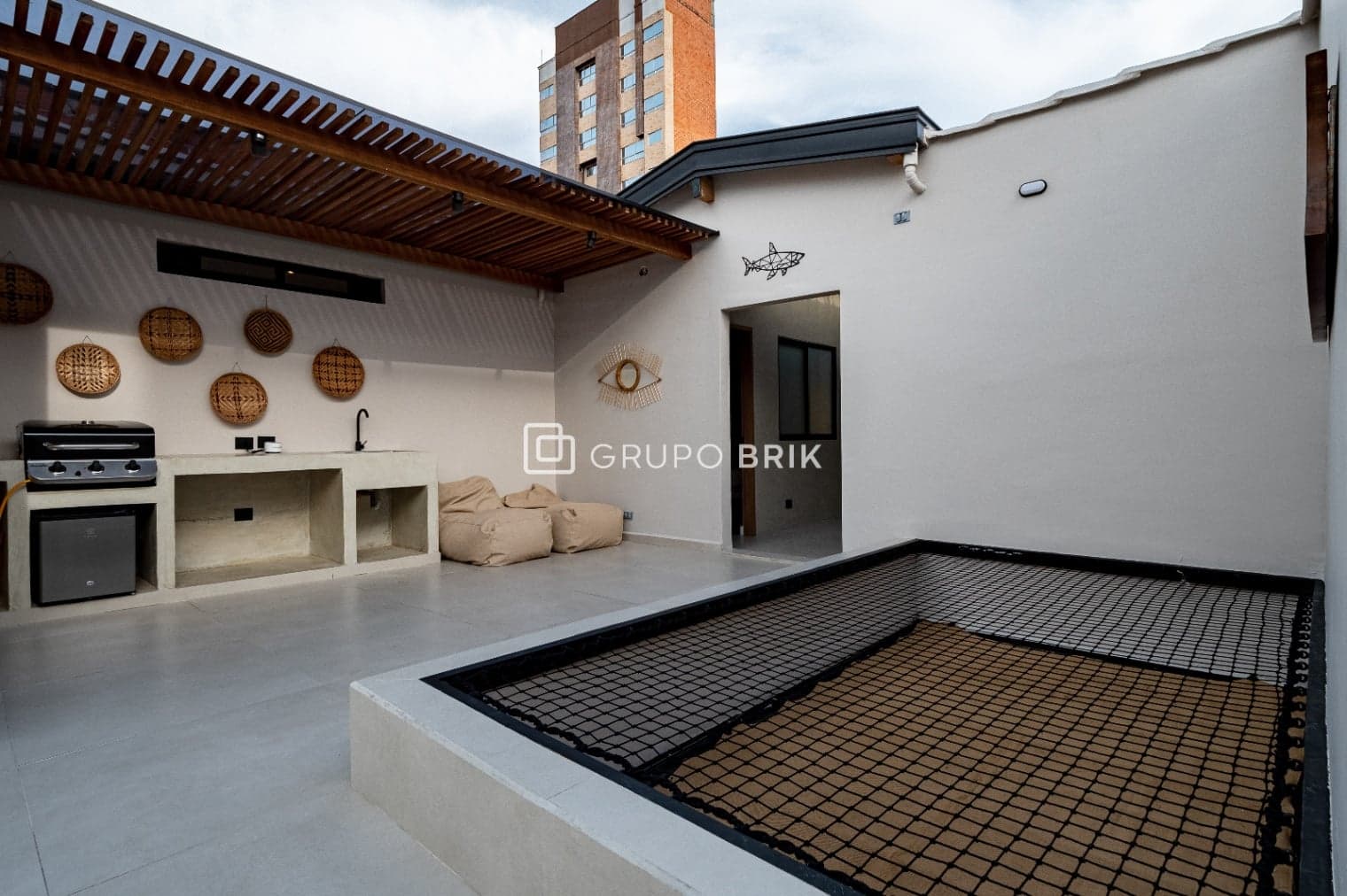 3-bed apartment for sale in Laureles Estadio, Medellín: photo 54 of 72