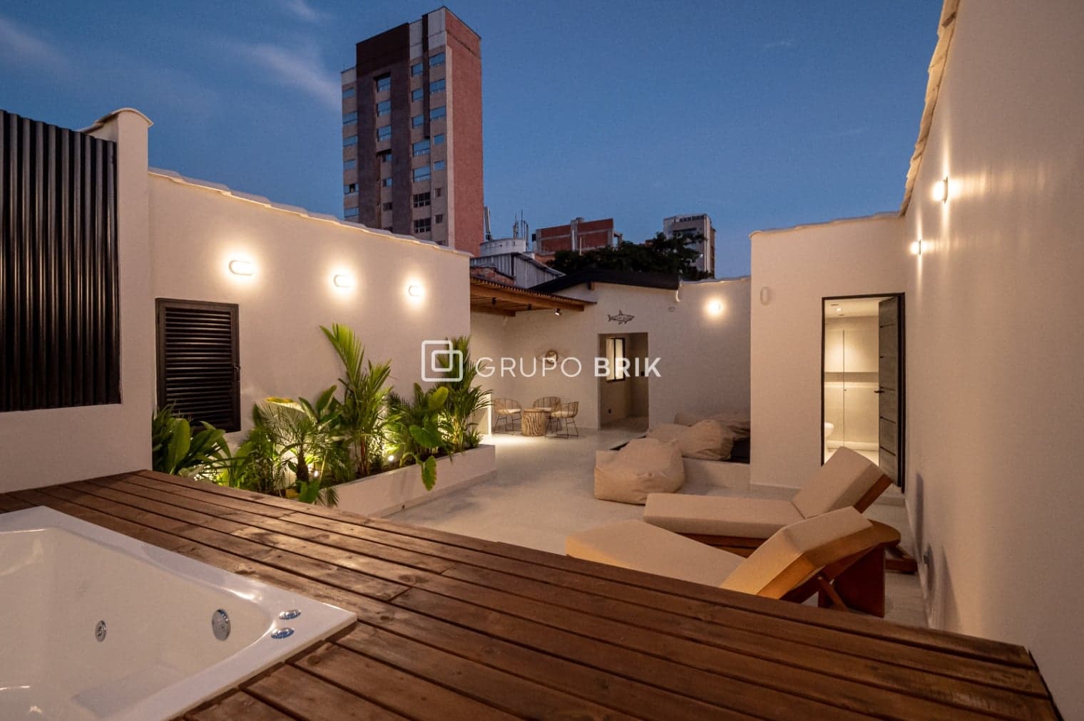 3-bed apartment for sale in Laureles Estadio, Medellín: photo 9 of 72