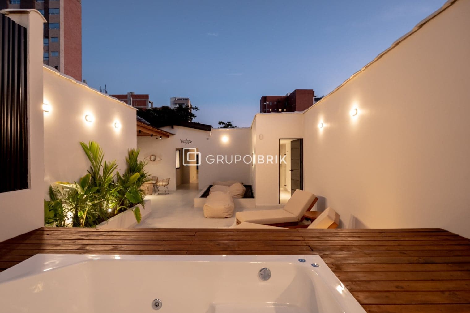 3-bed apartment for sale in Laureles Estadio, Medellín: photo 10 of 72