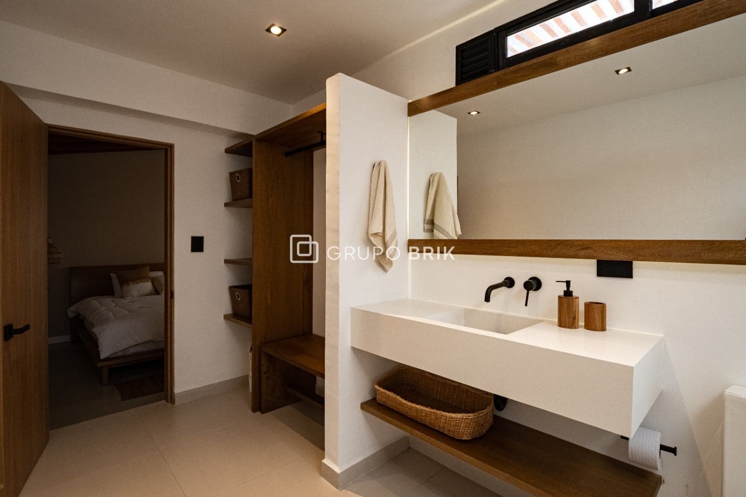 3-bed apartment for sale in Laureles Estadio, Medellín: photo 18 of 72