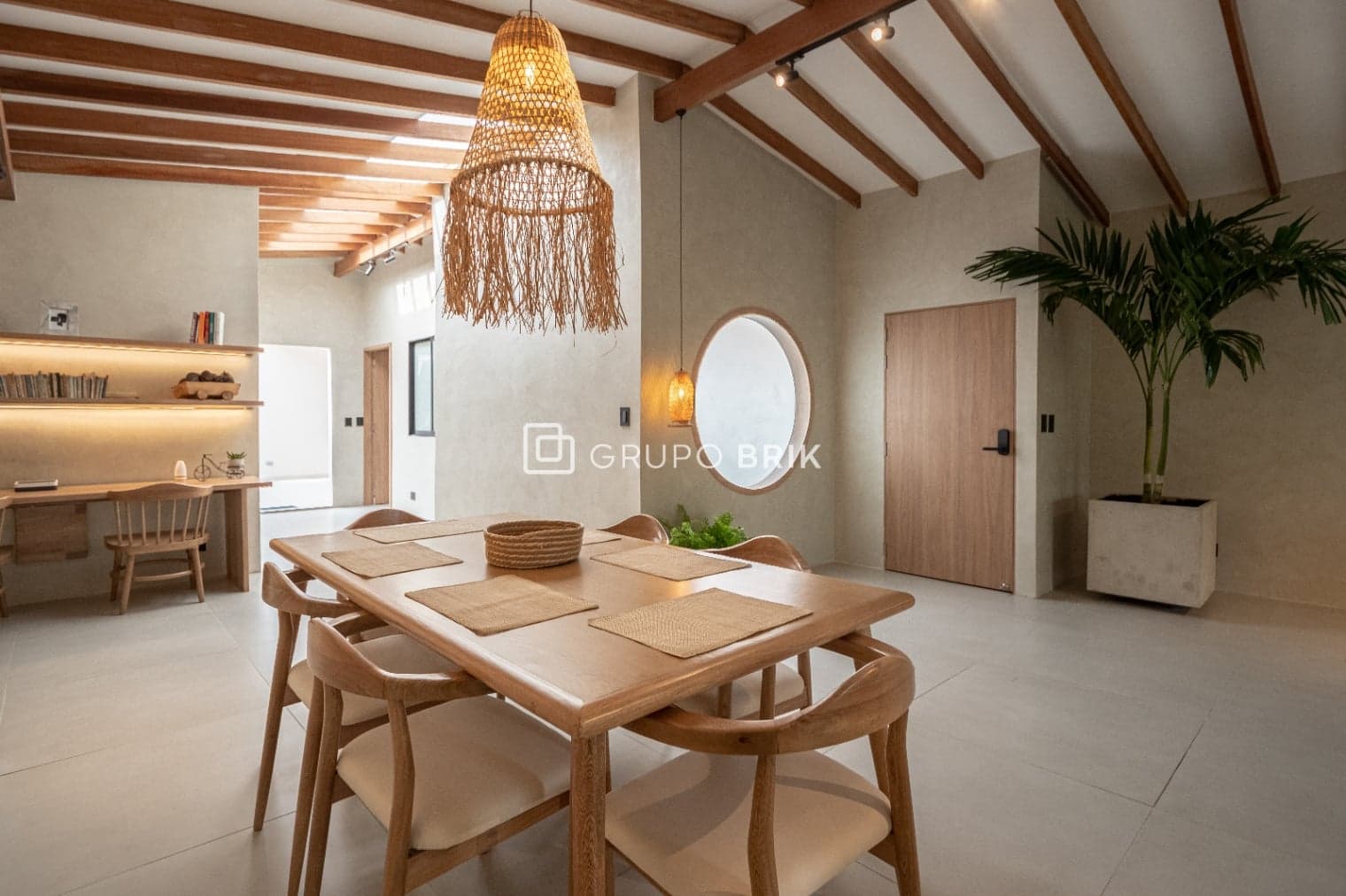 3-bed apartment for sale in Laureles Estadio, Medellín: photo 3 of 72