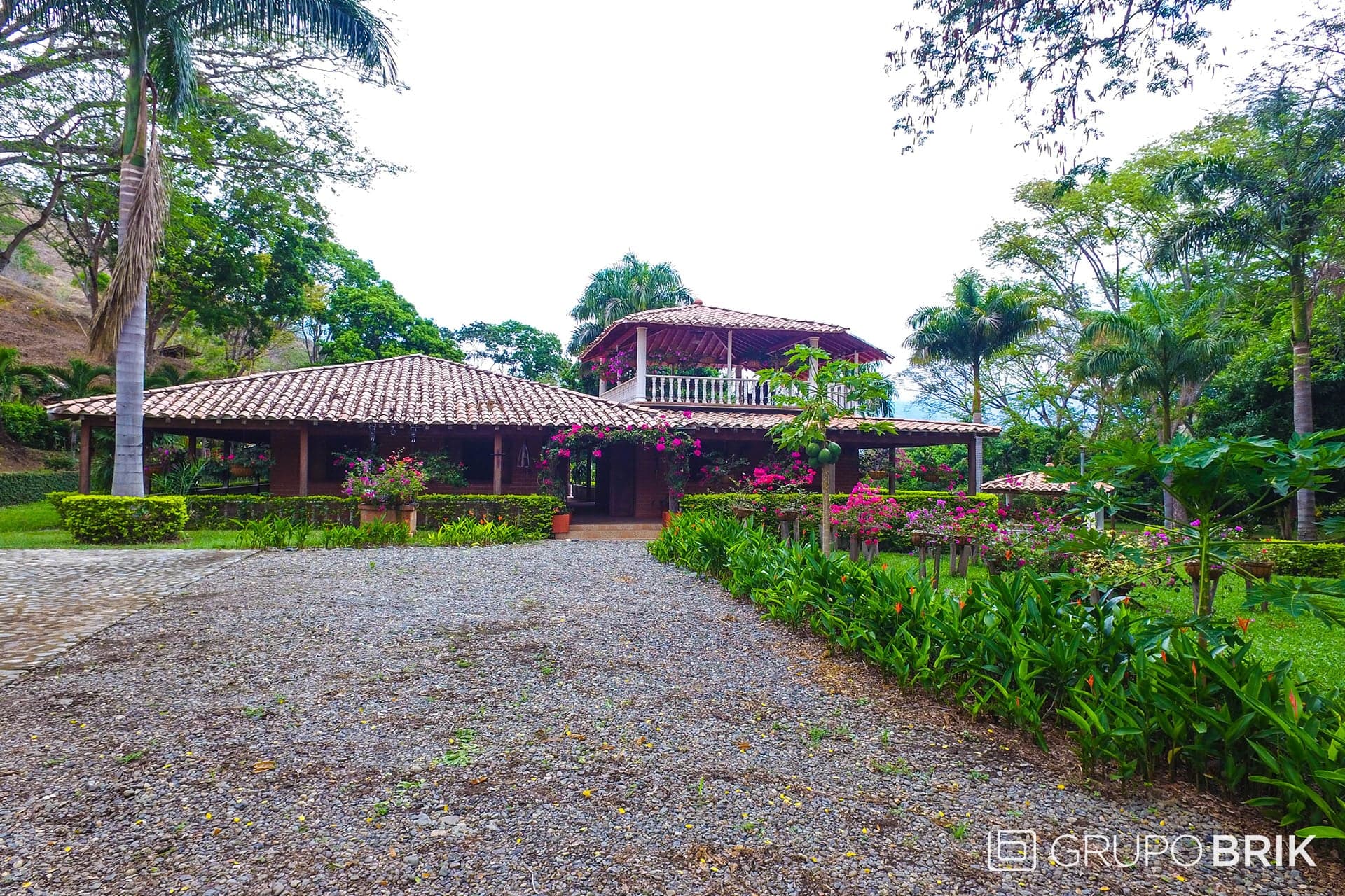 Vista principal de la propiedad